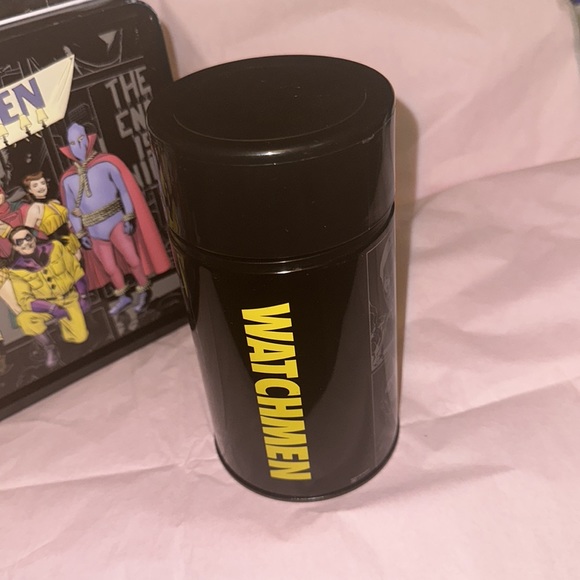 NECA Watchmen Minutemen Lunchbox w/ Thermos TM & DC Comics. Clean. - Picture 8 of 14